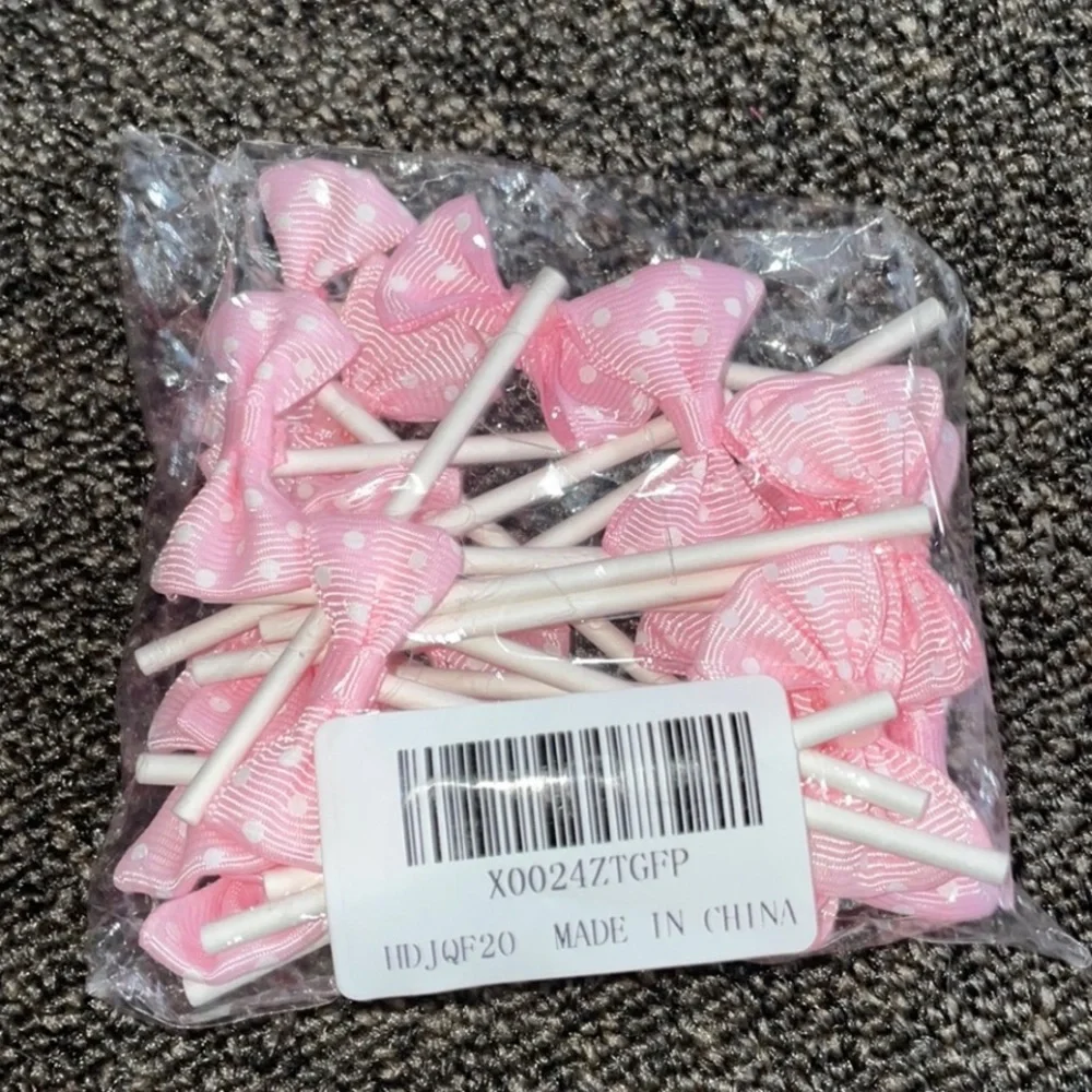 Bowknot Cupcake and Cake Toppers 20 Pieces NWT